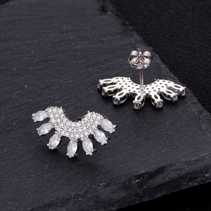 Elegant silver fan-shaped skirt earrings with marquise and round zircon pavé on black stone