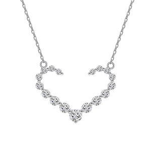 Elegante collana in argento sterling S925 con ciondolo a cuore e zirconi 5A scintillanti