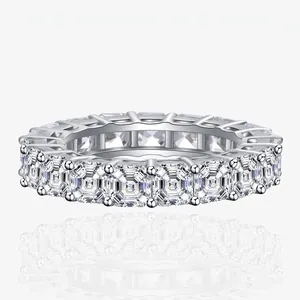 Anello Eternity Taglio Smeraldo in Argento Sterling 925 per Donna Lusso Fila Completa Strass Fede Nuziale Anello da Dito Gioielli