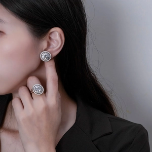 Classic 925 silver jewelry set with 10mm round halo brilliant cut rings and earrings