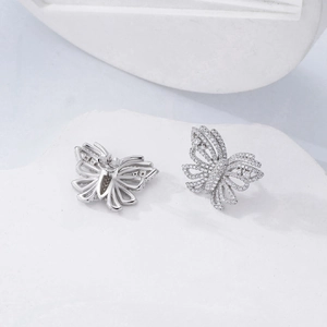 S925 Sterling Silber Schmetterling Ohrstecker mit fein mikroversetzten funkelnden Diamanten