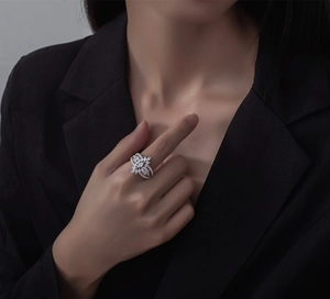 Detailed view of wheat ear cluster ring featuring marquise-cut cubic zirconia in S925 silver