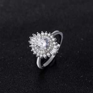 Sunflower design 925 silver ring featuring 6mm round high carbon diamond center stone