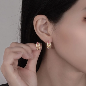 925 silver 18k gold plated wave hoop earrings with pink gemstones and white zircons