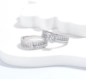 Detailed view of S925 sterling silver ring set with sparkling zircon snowflake diamonds