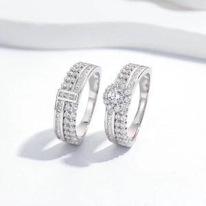 Elegant S925 sterling silver snowflake bridal set with sparkling round and baguette cubic zirconia