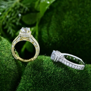 Luxurious S925 sterling silver rings with 7mm carbon diamond and vintage floral engraving