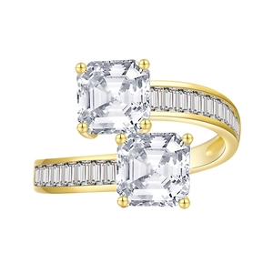 Bague dorée avec double pierre carrée taille Asscher et zircons latéraux en argent 925