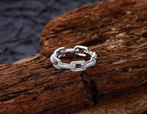 Macro shot of S925 sterling silver chain ring with micro-pave white zircon stones