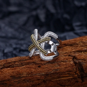 Crossed wide band ring in 925 silver with micro-pave white, black and yellow stones