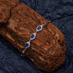 Bracelet en argent 925 serti de saphirs bleus ovales sur écorce naturelle