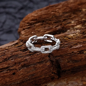 S925 sterling silver chain ring with pavé cubic zirconia set on natural bark