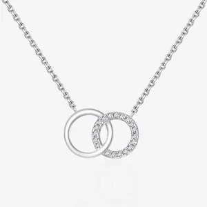 Collier Pendentif Cercles Entrelacés en Argent Sterling 925 Pour Femmes Bijoux Double Anneau en Zirconia Accessoires Modernes Minimalistes
