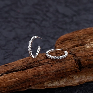 S925 Sterling Silber C-förmige Creolen mit glitzerndem Zirkonia-Besatz für Damen und Mädchen