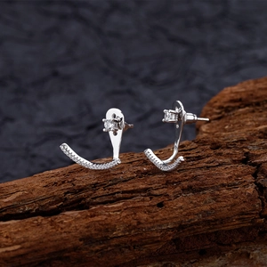 Élégantes boucles d'oreilles smiley en argent sterling 925 avec pierres zircone