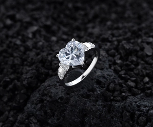 Macro de bague en argent S925 avec zircon en cœur et anneau à texture ondulée