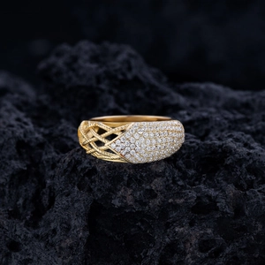 Micro-pave mesh ring in gold-plated S925 sterling silver with woven rope design
