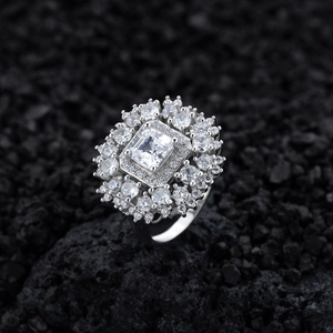 Luxurious S925 sterling silver square princess cut halo ring on dark stone