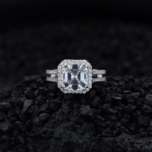 Square halo S925 sterling silver ring with split shank and pavé diamonds on black stone