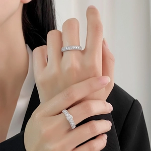 Ensemble de bagues luxueuses en argent 925 avec pavé de zircons brillants