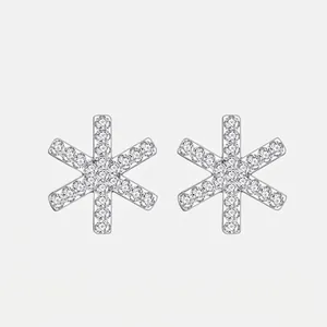 Boucles d'Oreilles Clous Flocon de Neige en Argent Sterling S925 Avec Zirconia Étincelant Bijoux de Luxe Elégants pour Femmes