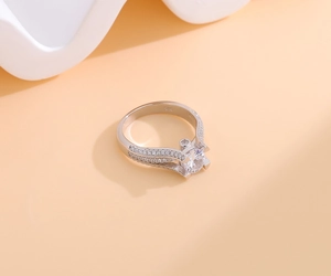 Macro detail of S925 sterling silver ring with 1ct moissanite stone and four-prong setting