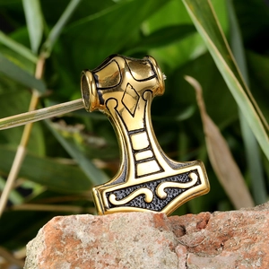 Golden Mjölnir Thor's Hammer pendant in vintage stainless steel with Nordic carvings