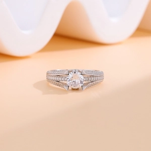 Elegant S925 sterling silver ring with 1ct moissanite and triple-layer pave band