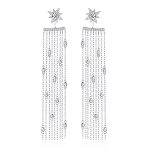 Orecchini a stella in argento S925 con nappe lunghe e pietre scintillanti incastonate