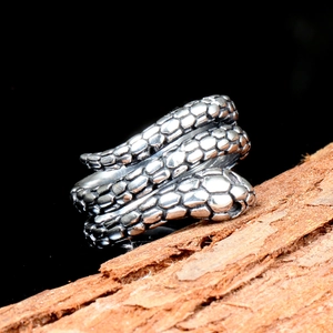 Vintage silver snake ring with detailed scales and multi-layered stainless steel design