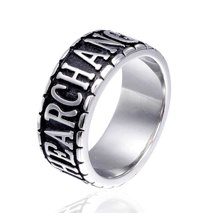 Bague large en acier 316L vintage avec relief Fear Change et finition en métal oxydé