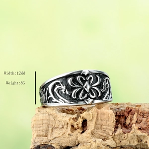 Vintage punk men's titanium steel ring with dragon patterns, 12mm wide and 8g weight