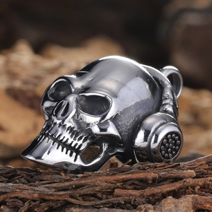 Vintage Punk Stainless Steel Headphone Skull Pendant For Men Gothic Hip Hop Necklace Accessory Pendant Only Without Chain