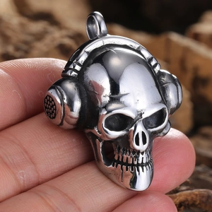 Polished stainless steel skull pendant wearing headphones in vintage hip-hop style