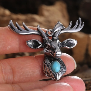 Retro hip hop deer head necklace with turquoise stone inlay for men, silver vintage finish