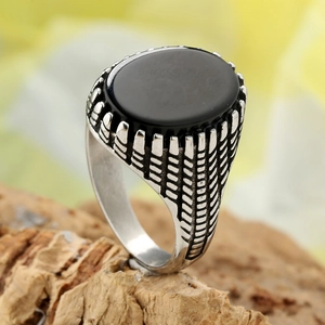 Vintage silver titanium steel ring with oval black gemstone and textured band