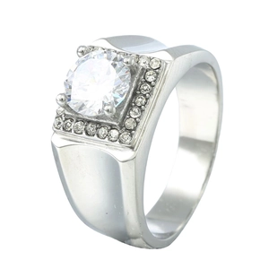 Bague en acier titane pour homme avec zircon rond et sertissage micro-pavé carré