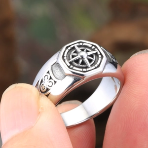Bague rétro pour homme avec étoile boussole et nœuds celtiques en acier argenté