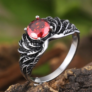 Retro Stainless Steel Wing Pattern Ring For Men Gothic Antique Silver Finish Round Red White Rhinestone Inlaid Band Ring