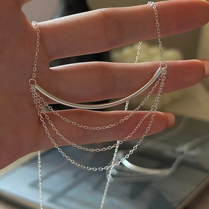 Minimalist S925 sterling silver multi-layer tassel necklace with a curved bar pendant