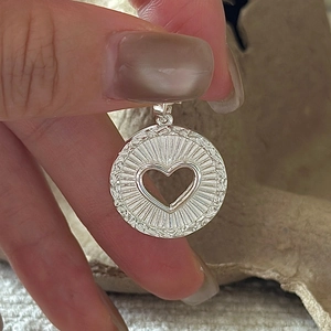 Collier Pendentif Cœur Creux en Argent Sterling 925 Vintage pour Femmes Collier Médaille Ronde Rayon de Soleil Rétro