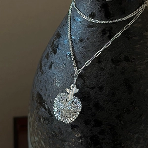 S925 sterling silver apple necklace with textured round pendant and paperclip chain