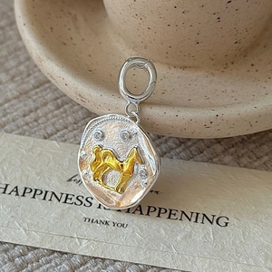 Retro S925 sterling silver horse coin pendant with gold contrast and zirconia accents