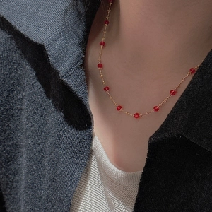Minimalist S925 sterling silver gold necklace with delicate red beads for women