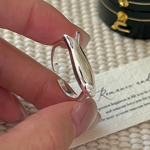 S925 sterling silver open fish ring with zircon eye in a minimalist Korean style