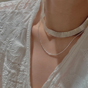 S925 sterling silver layered necklace set with wide choker and rope chain on model
