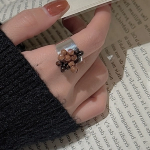 Retro S925 sterling silver wide band ring with vintage brown beaded cluster on hand