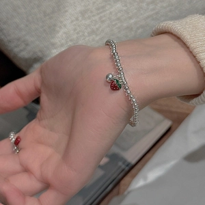 Set bracciale di perline in argento sterling S925 con ciondolo a fragola e anello coordinato
