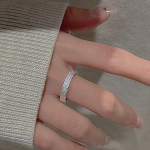 S925 sterling silver ring with vintage texture finish worn on hand for a chic look