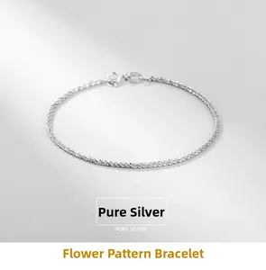 Detailed close-up of S925 sterling silver popcorn chain bracelet with spring clasp and tag